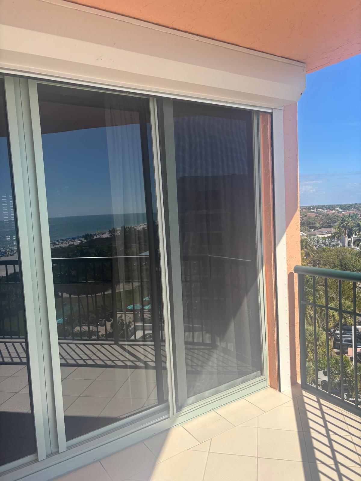 screen door repair jensen beach service